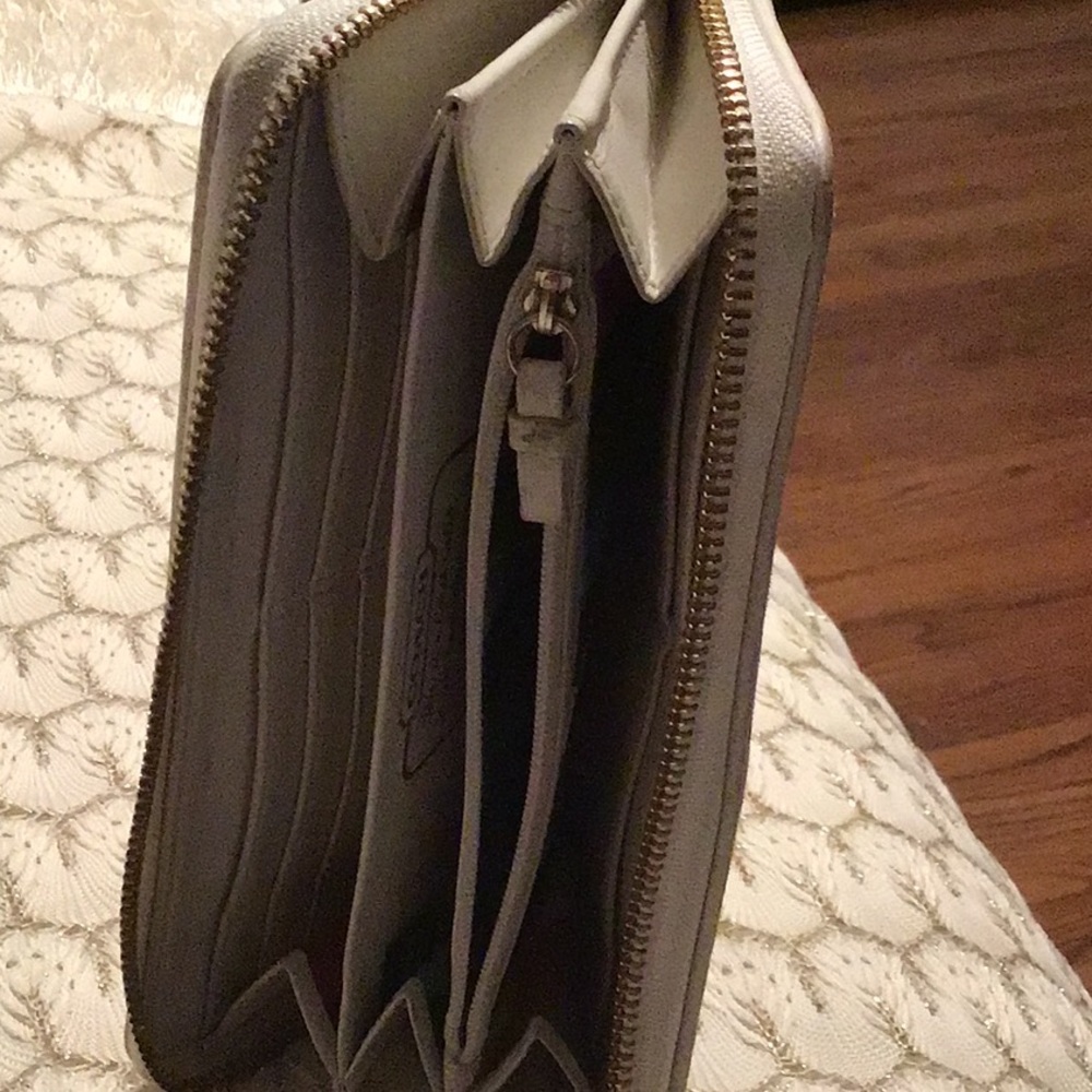 Coach Wallets - Picture 5 of 7